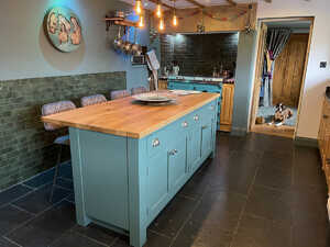 A Freestanding Kitchen Island to Match the Everhot cooker03.jpg