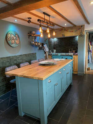A Freestanding Kitchen Island to Match the Everhot cooker02.jpg